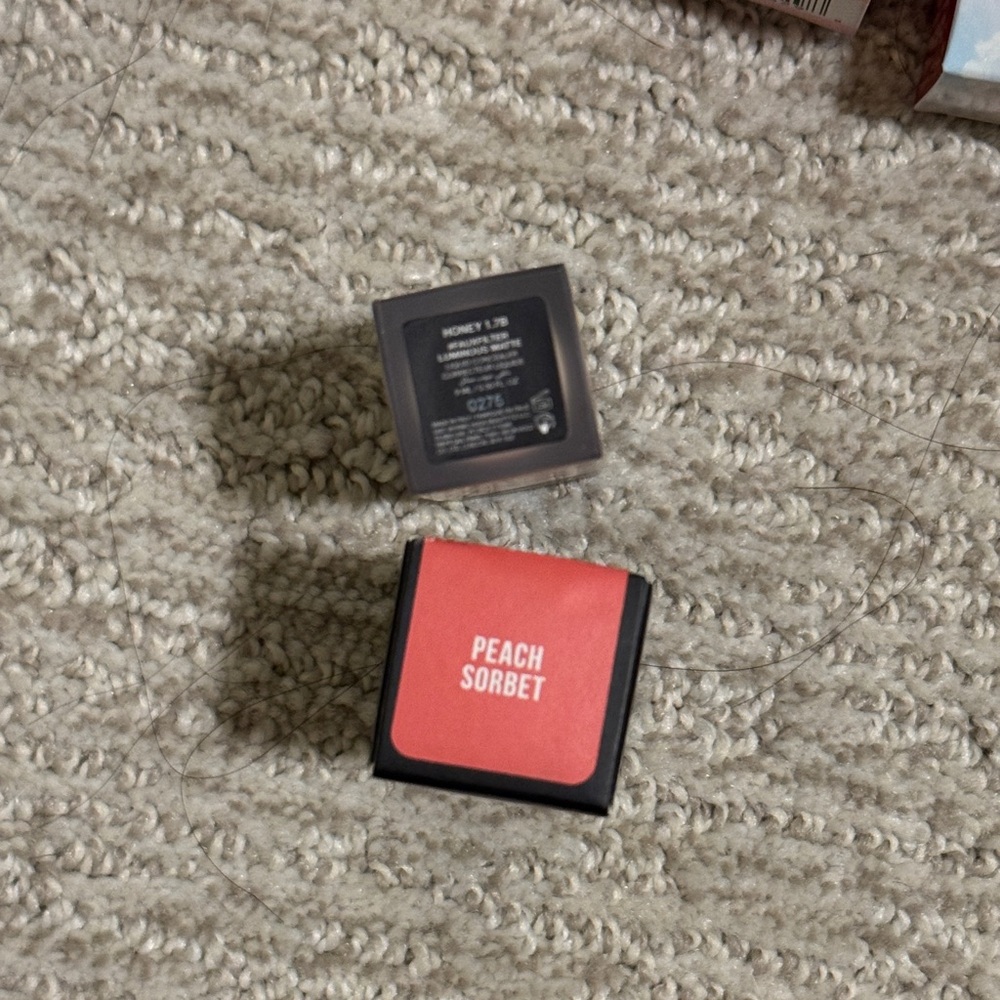 Makeup deal 💥 - Picture 12 of 14